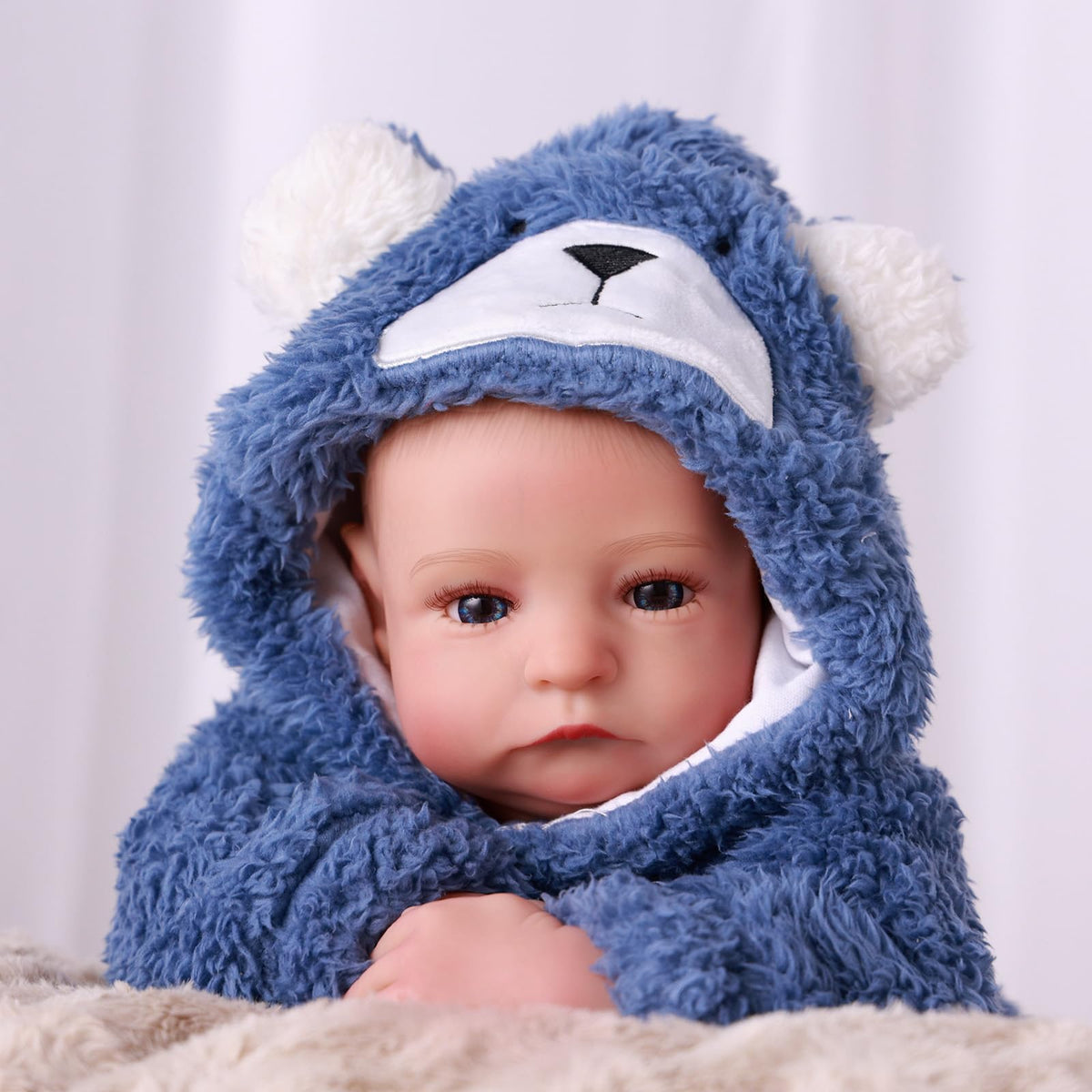 17 Inch Lifelike Reborn Baby Dolls Boy with Play Accessories Q884